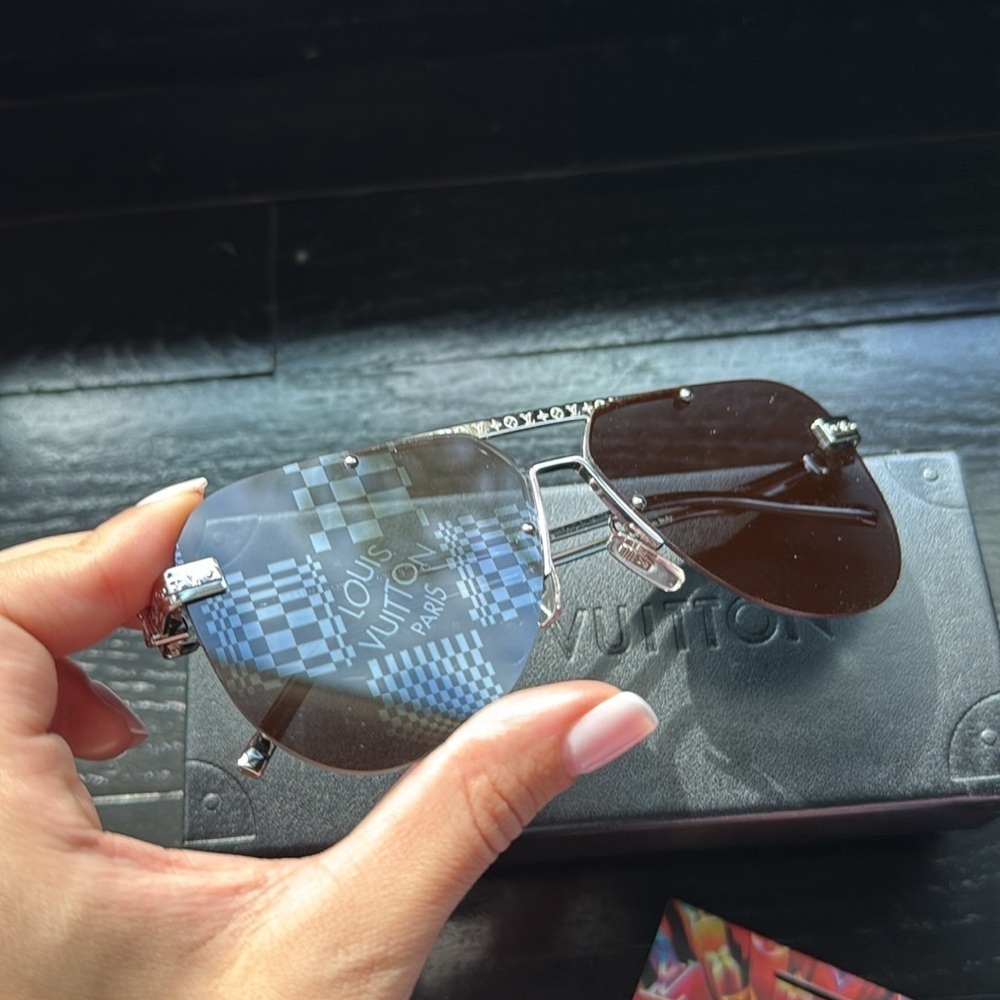 Louis Vuitton Animated Damier Ash Sunglasses - Picture 7 of 16